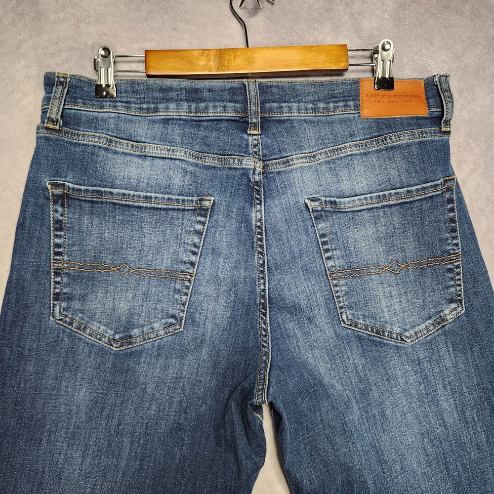 Lucky Brand 410 Athletic Straight Jeans Mens 34x32 Blue Medium Wash Stretch